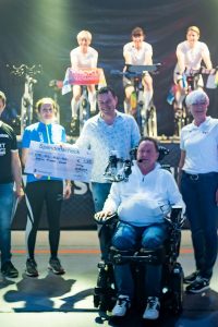24h Indoor Cycling Spendenmarathon Übergabe